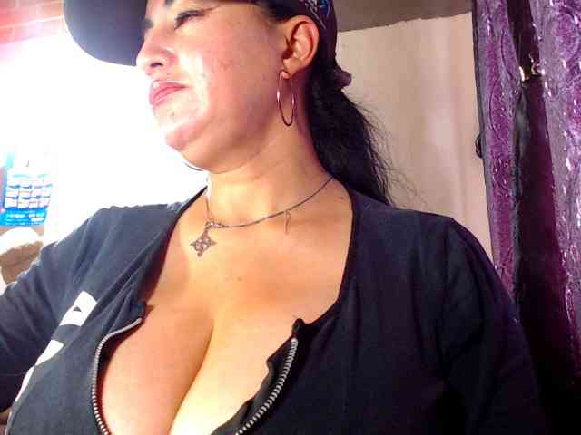 AlexandrinaFenix webcam