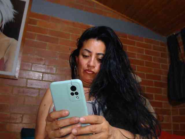AlexandrinaFenix webcam