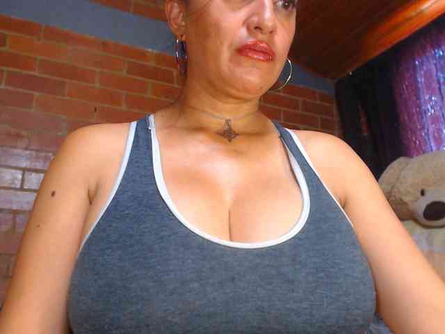 AlexandrinaFenix webcam
