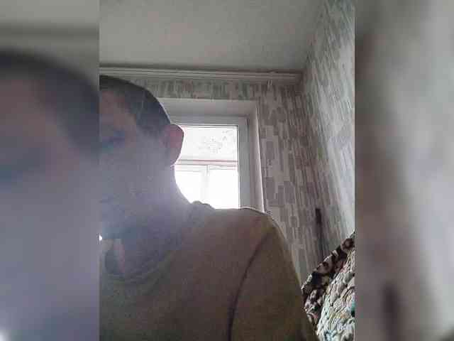 Falos39 Live Webcam on BongaCams