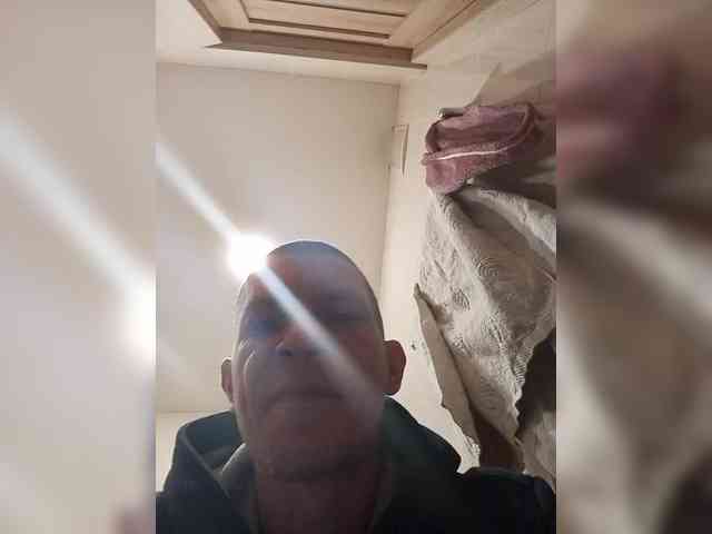 Falos39 Live Webcam on BongaCams