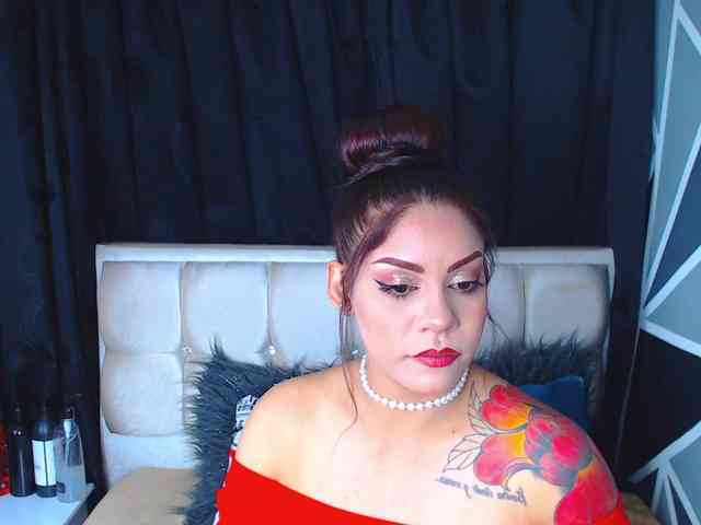 BlueGirl99 webcam