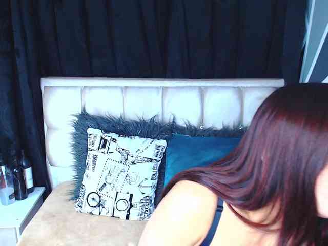 BlueGirl99 webcam