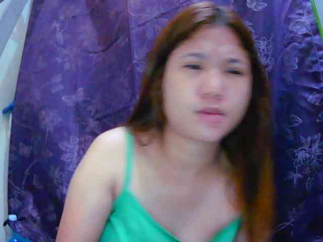 yummyflirtpussy webcam