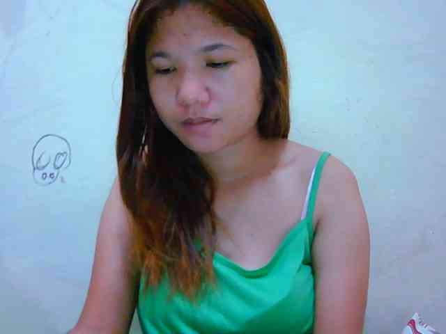 yummyflirtpussy webcam