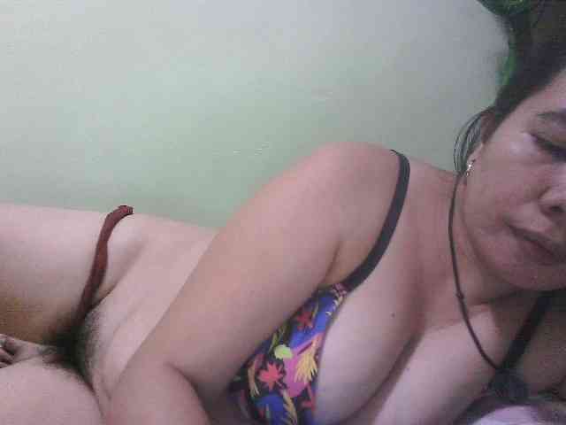 paradisehairy webcam