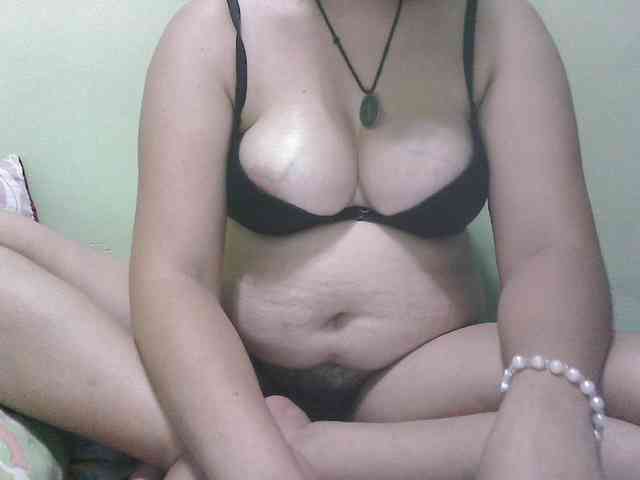 paradisehairy webcam