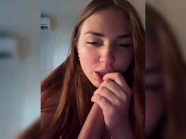 Модель: -Monika-