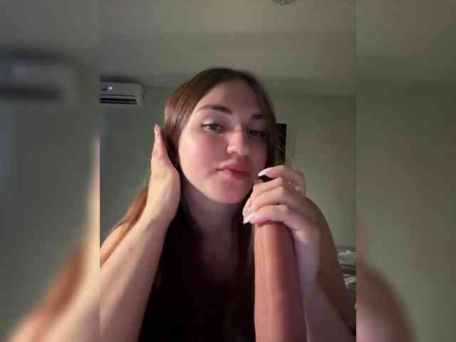 live amateur porn -Monika-