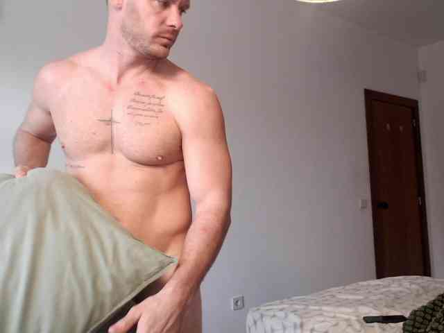 sexyandmarried sexyandmarried