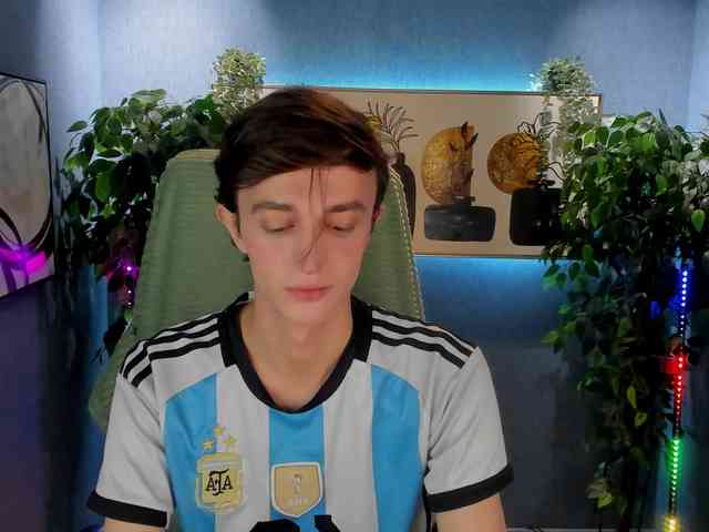 John-Mellow John-Mellow