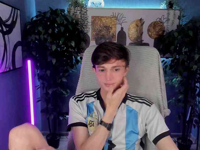 John-Mellow John-Mellow