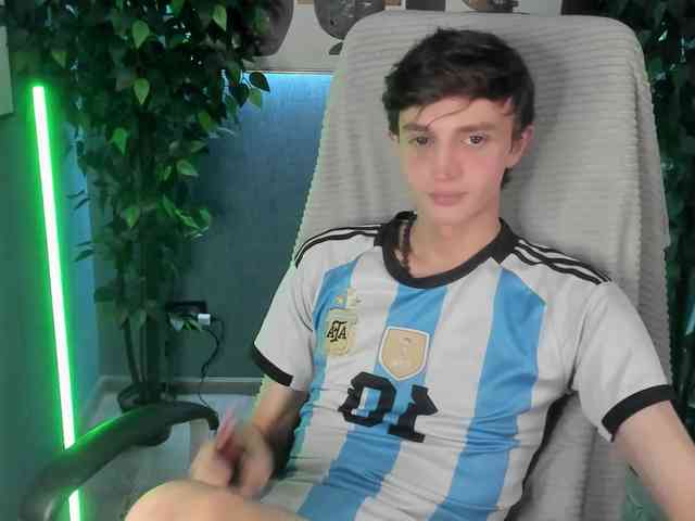 John-Mellow John-Mellow