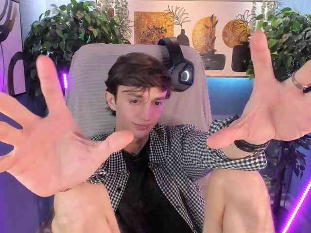 John-Mellow John-Mellow