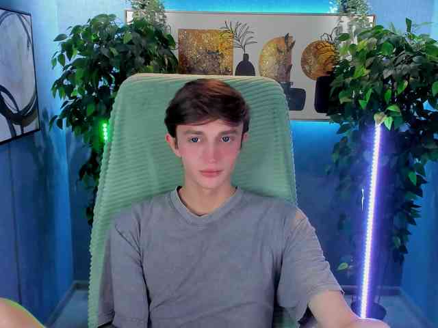 John-Mellow John-Mellow