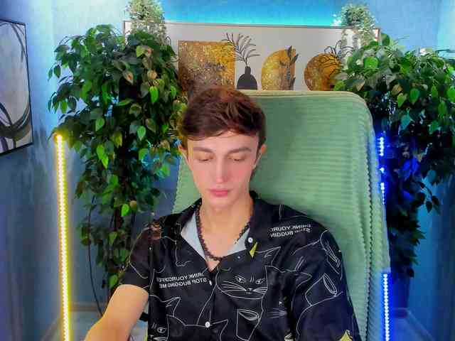 John-Mellow John-Mellow