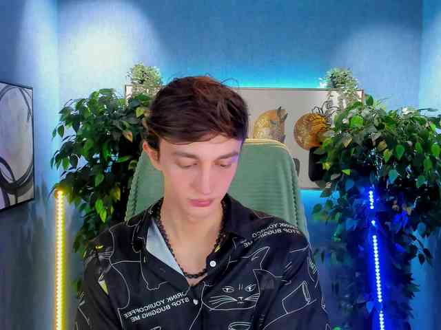 John-Mellow John-Mellow