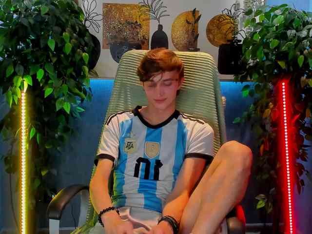 John-Mellow John-Mellow