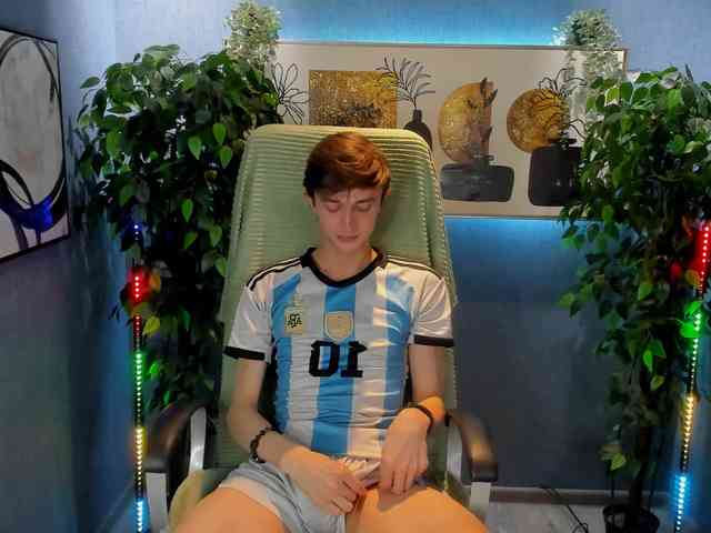 John-Mellow John-Mellow