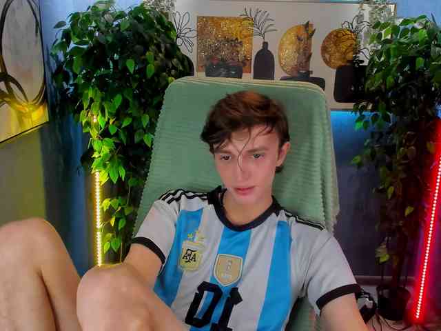 John-Mellow John-Mellow