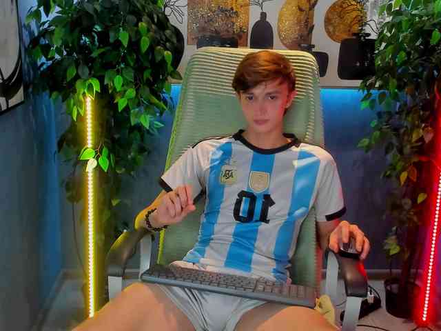 John-Mellow John-Mellow