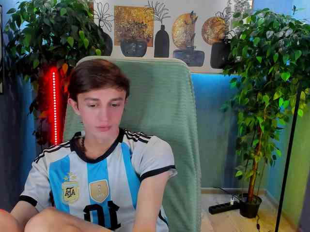 John-Mellow John-Mellow