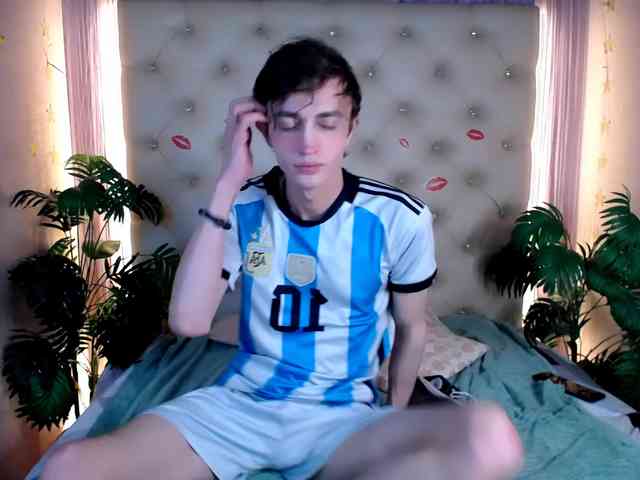 John-Mellow John-Mellow