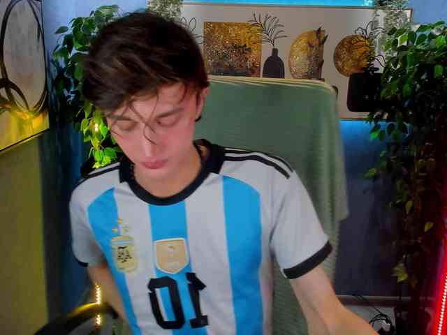 John-Mellow John-Mellow