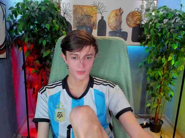 John-Mellow John-Mellow