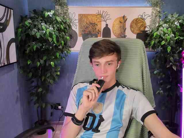 John-Mellow John-Mellow