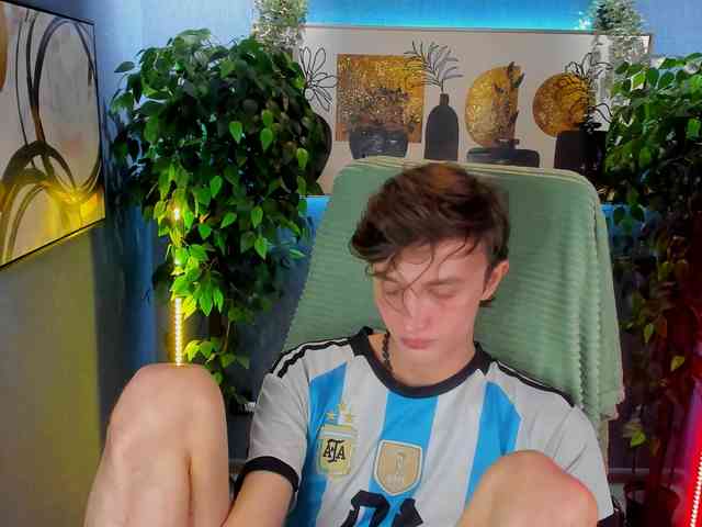 John-Mellow John-Mellow