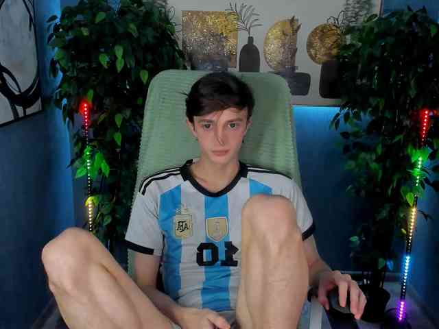 John-Mellow John-Mellow