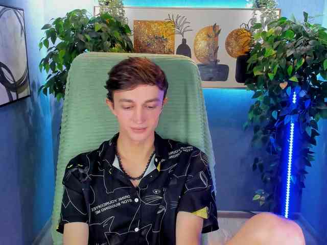 John-Mellow John-Mellow