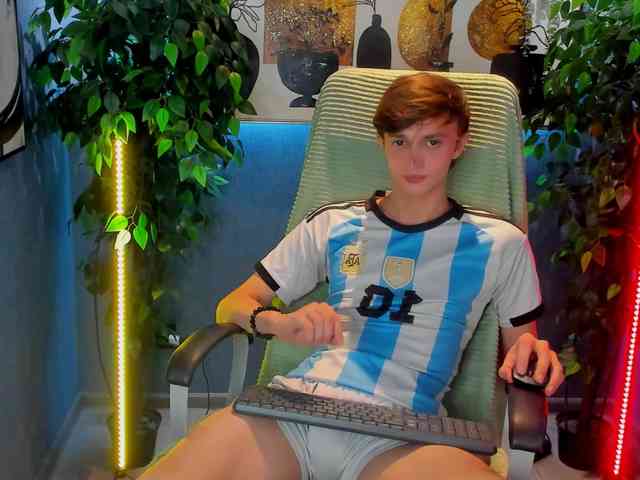 John-Mellow John-Mellow