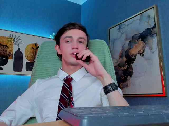 John-Mellow John-Mellow