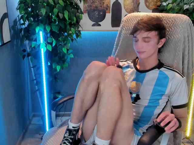 John-Mellow John-Mellow