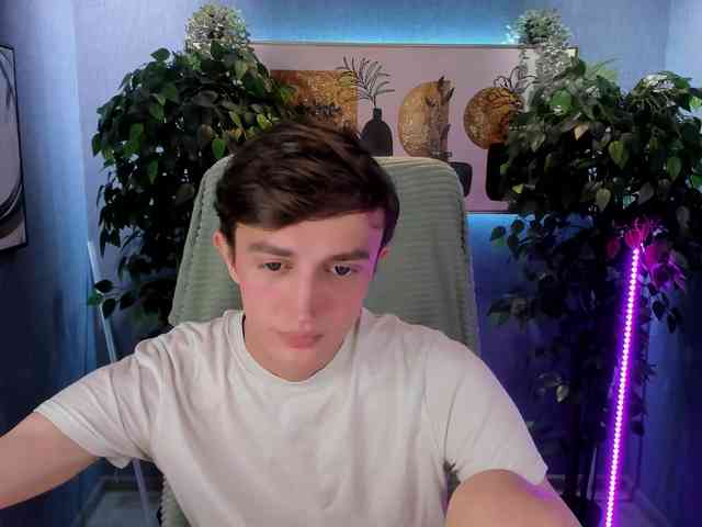 John-Mellow John-Mellow