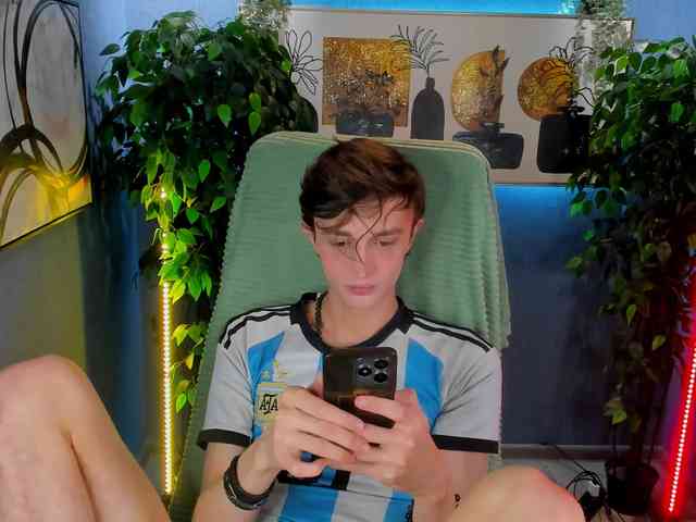 John-Mellow John-Mellow