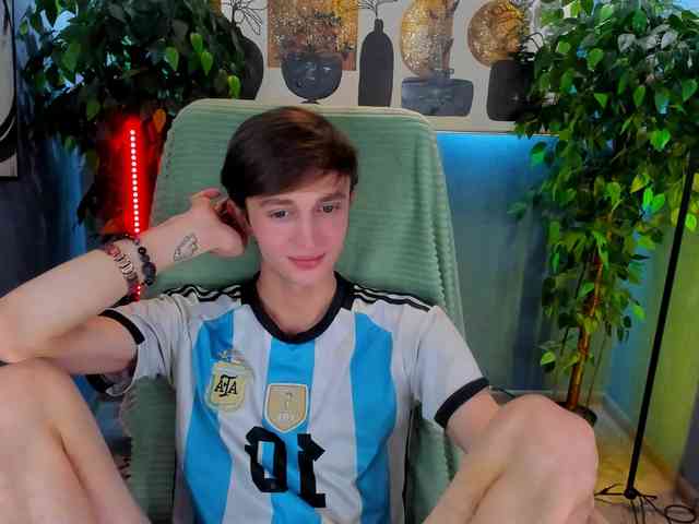 John-Mellow John-Mellow