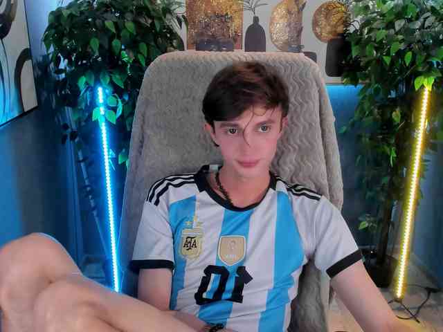 John-Mellow John-Mellow