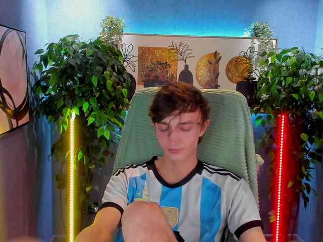 John-Mellow John-Mellow