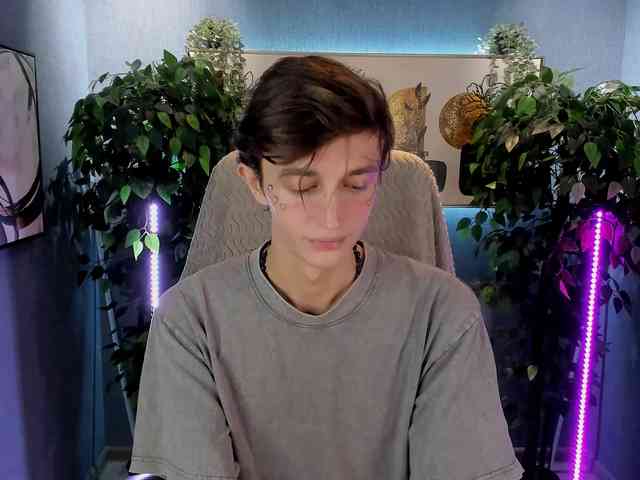 John-Mellow John-Mellow