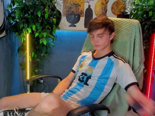 John-Mellow John-Mellow