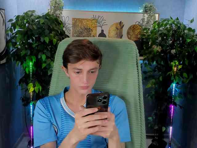 John-Mellow John-Mellow