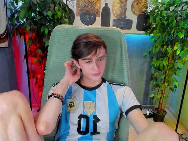 John-Mellow John-Mellow