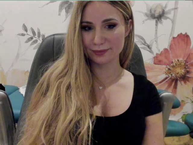 SweetMirande's BongaCams show and profile