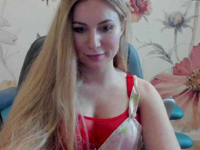 SweetMirande webcam