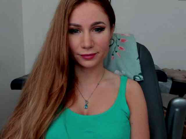 SweetMirande webcam