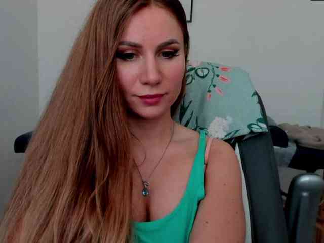 SweetMirande webcam