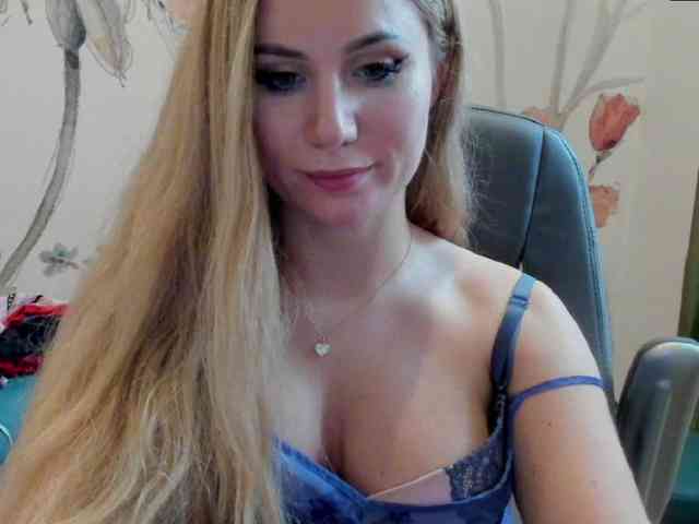SweetMirande webcam